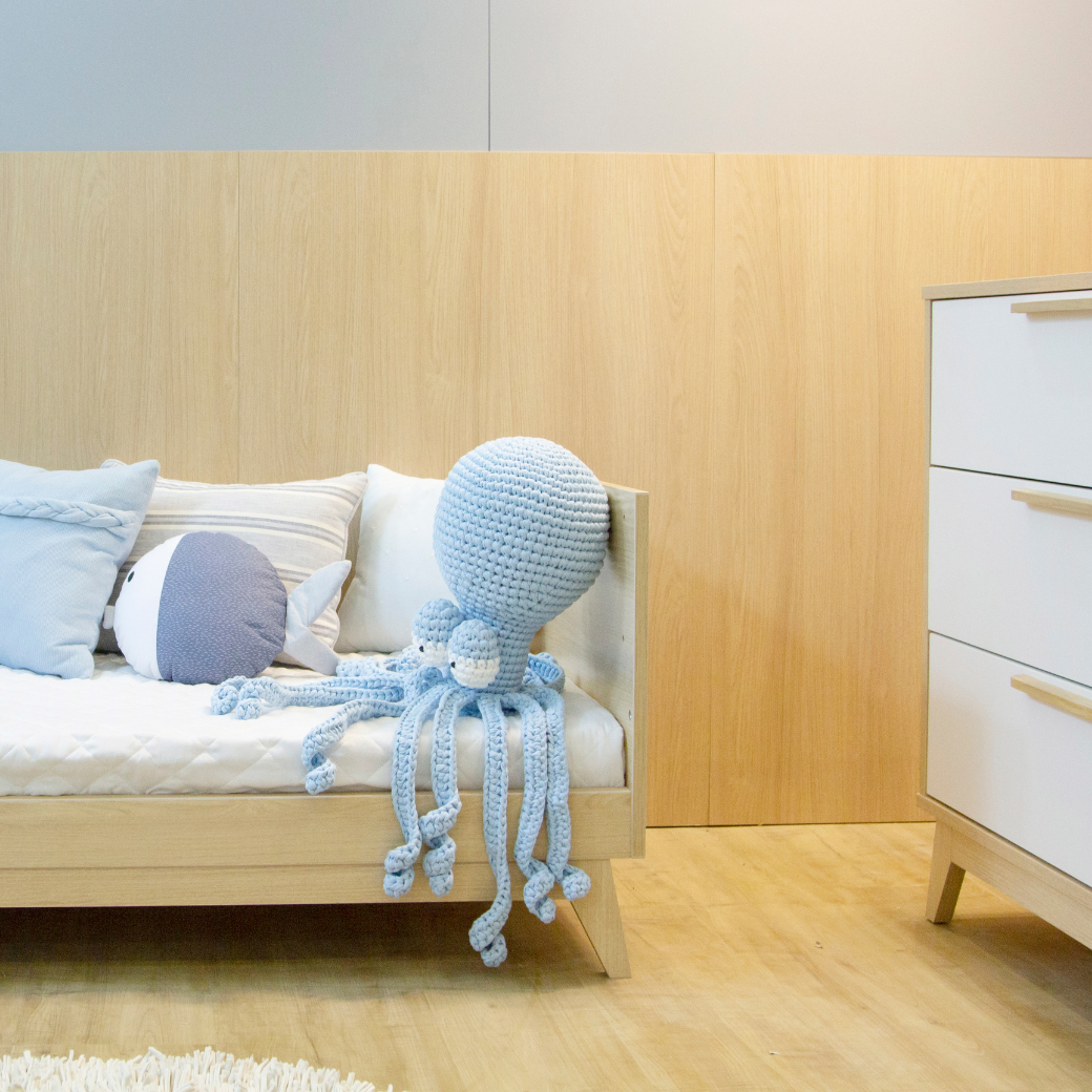 Berço com Colchão Vira Mini Cama Linha Petit