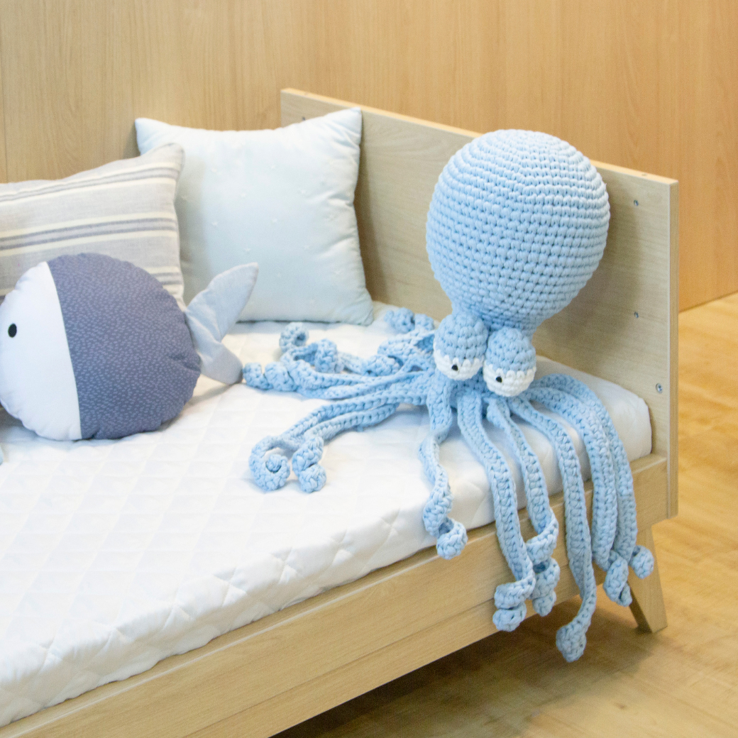 Berço com Colchão Vira Mini Cama Linha Petit