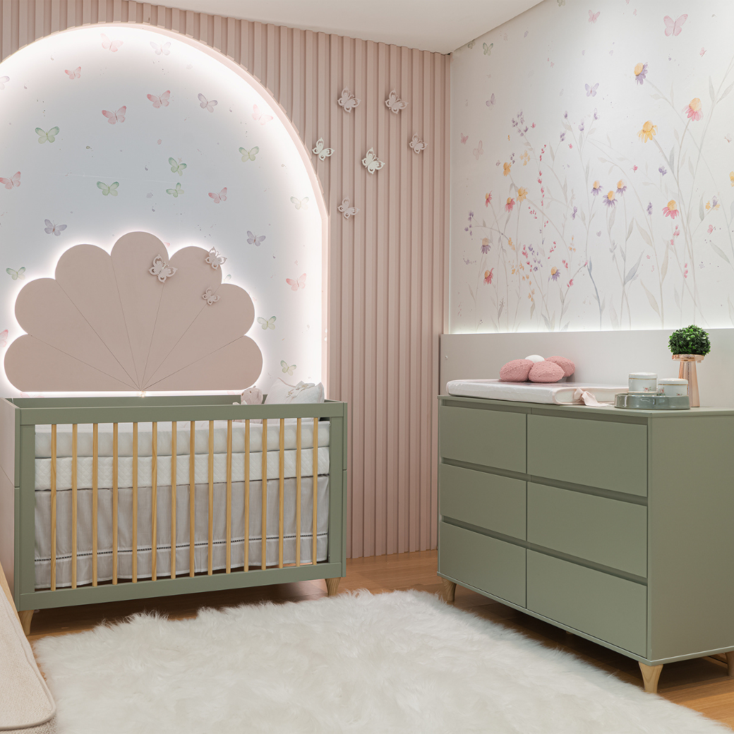 Quarto de Bebê Quater Linha Fly Berço 2 em 1 e Cômoda 6 Gavetas