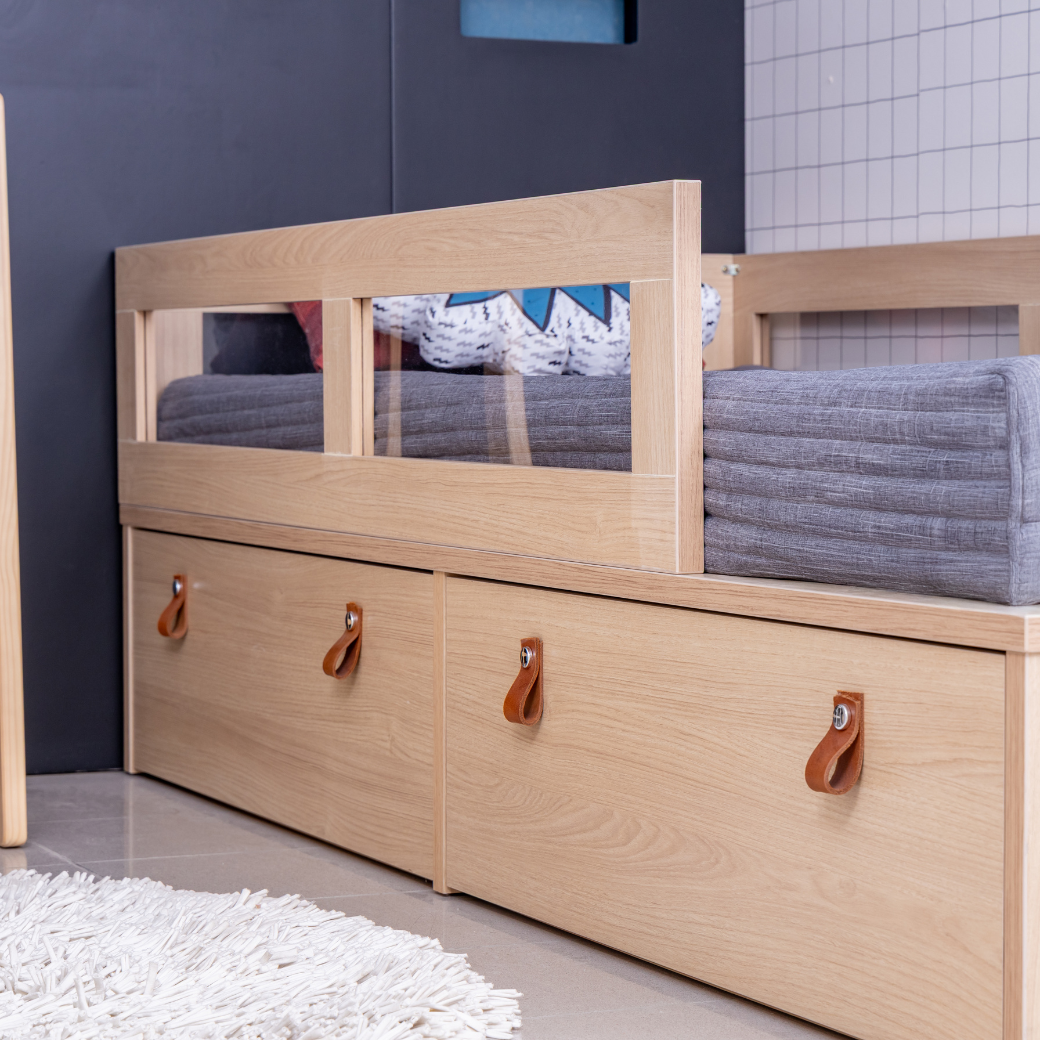 cama infantil segura com proteção lateral removível