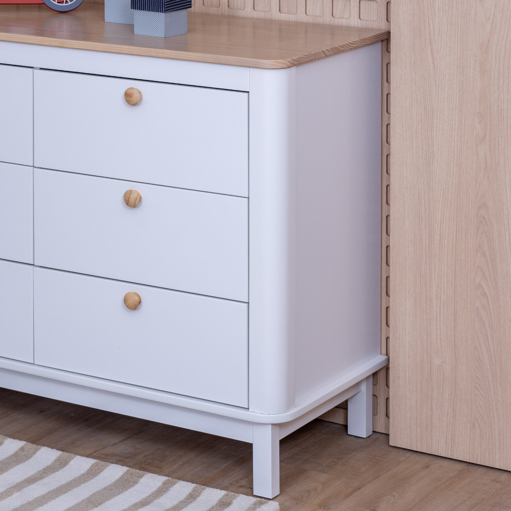 Cômoda 6 gavetas em MDF com Tampo de Madeira Carvalho Malva Linha Cromo