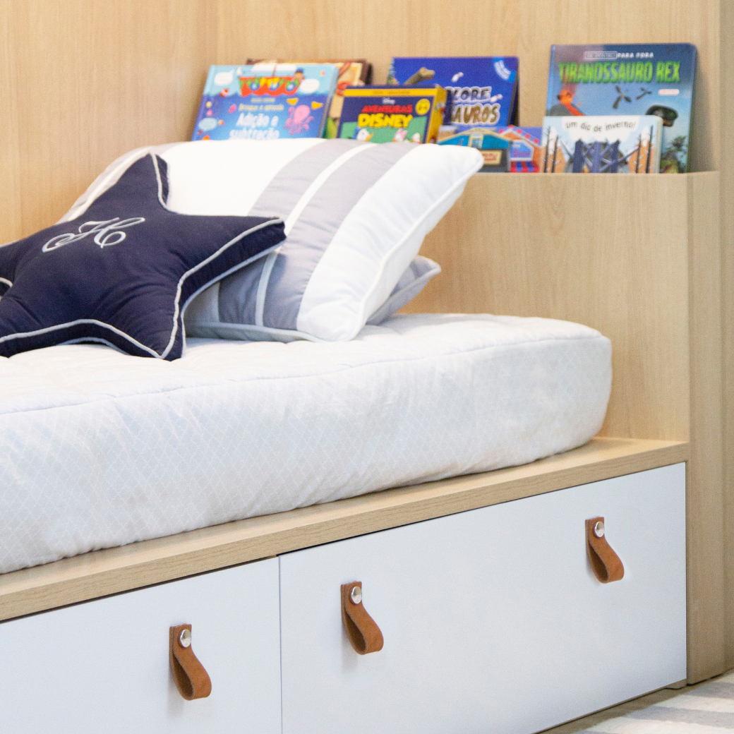 Cama Infantil com Gavetões e Cabeceira Porta Livros Linha Join