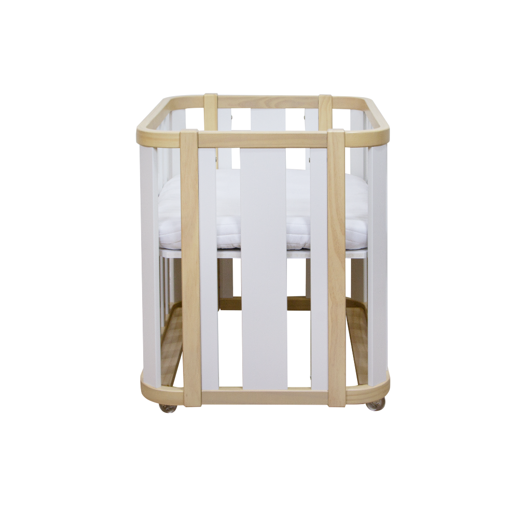 Mini Berço com Colchão e Rodízios Loop Branco com Madeira