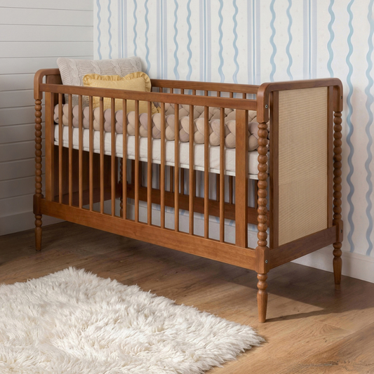 Berço Madeira Maciça Nogueira com Rattan | Linha Solene