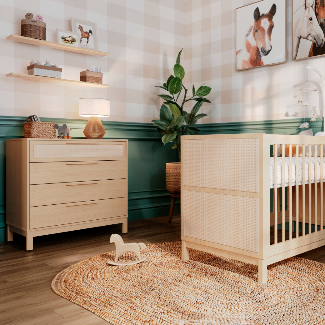 Berço Evolutivo e Cômoda 4 gavetas com Palinha Linha Indy