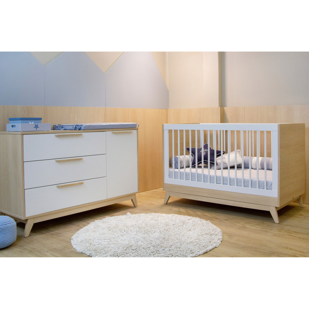 Berço Americano + Cômoda com porta + Guarda-Roupa Infantil Petit Branco com Carvalho