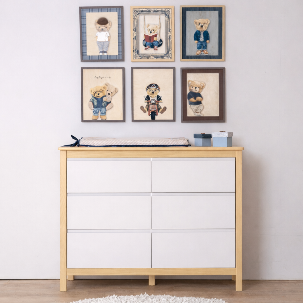 Cômoda Segura e 
Estrutura robusta, acabamento de alta qualidade e bordas suaves garantem mais segurança para o uso diário, especialmente no momento da troca do bebê.