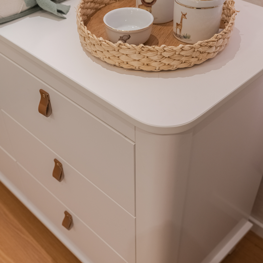 Cômoda 6 gavetas Branca Linha Cromo