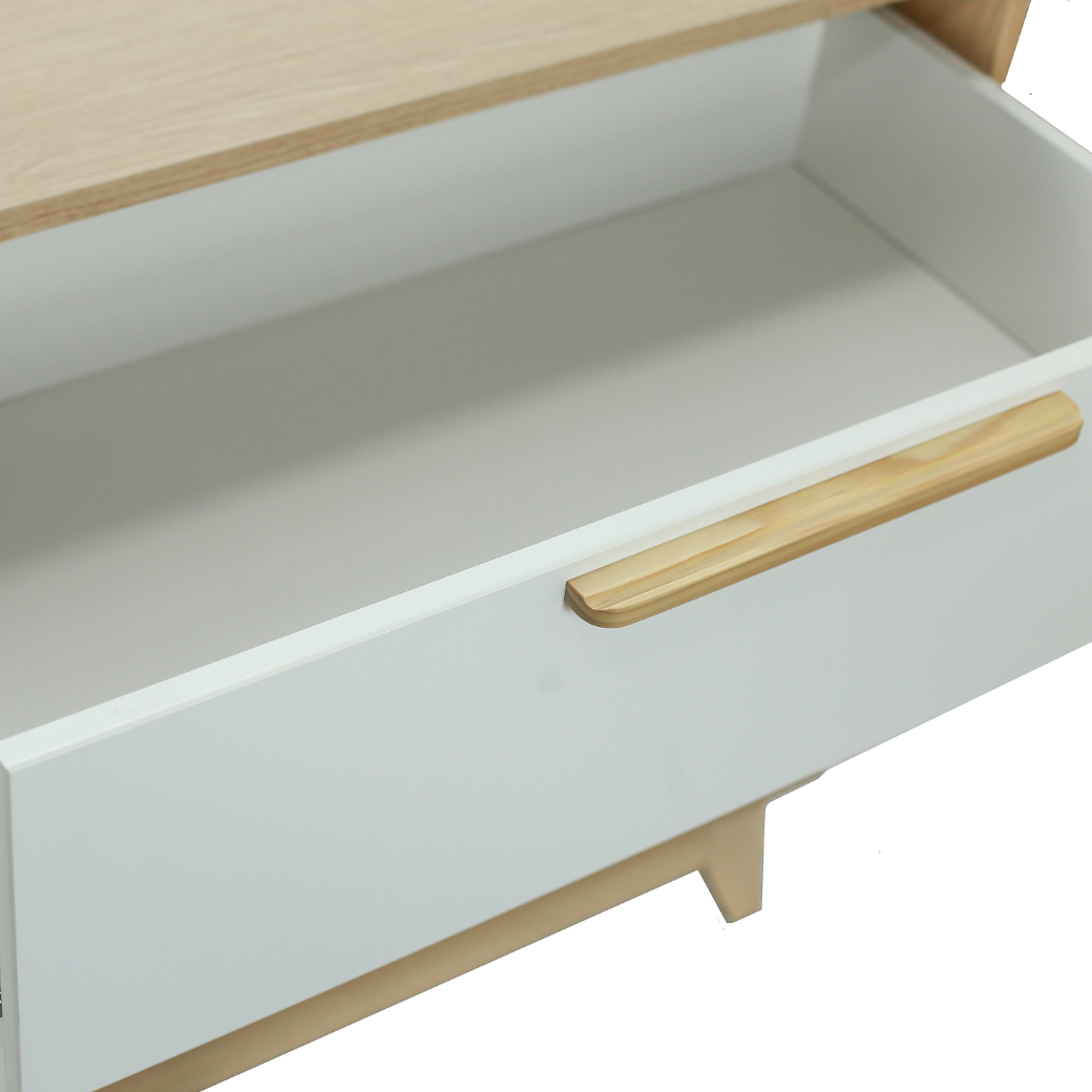 Cômoda Infantil Petit 3 gavetas e 1 porta Branco com Carvalho