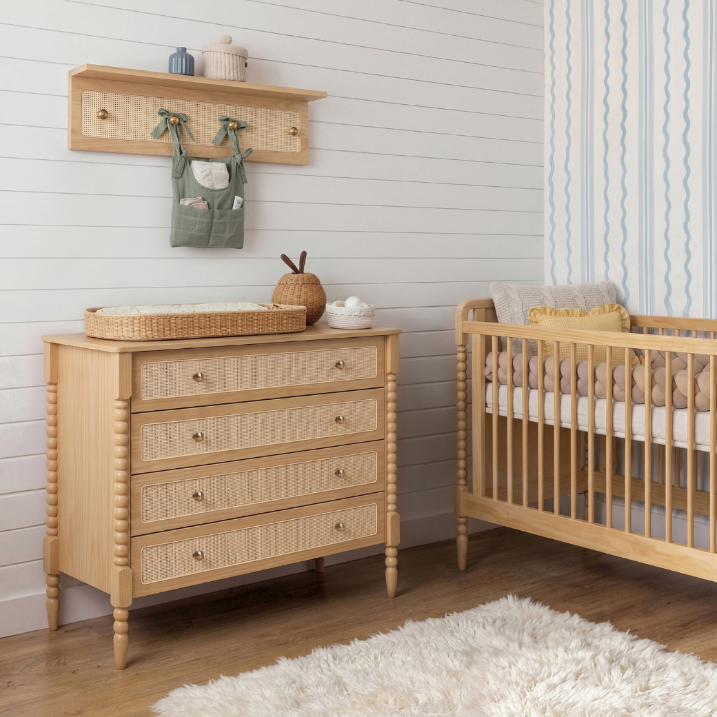 Cômoda 4 gavetas Madeira Maciça e Palha | Linha Solene