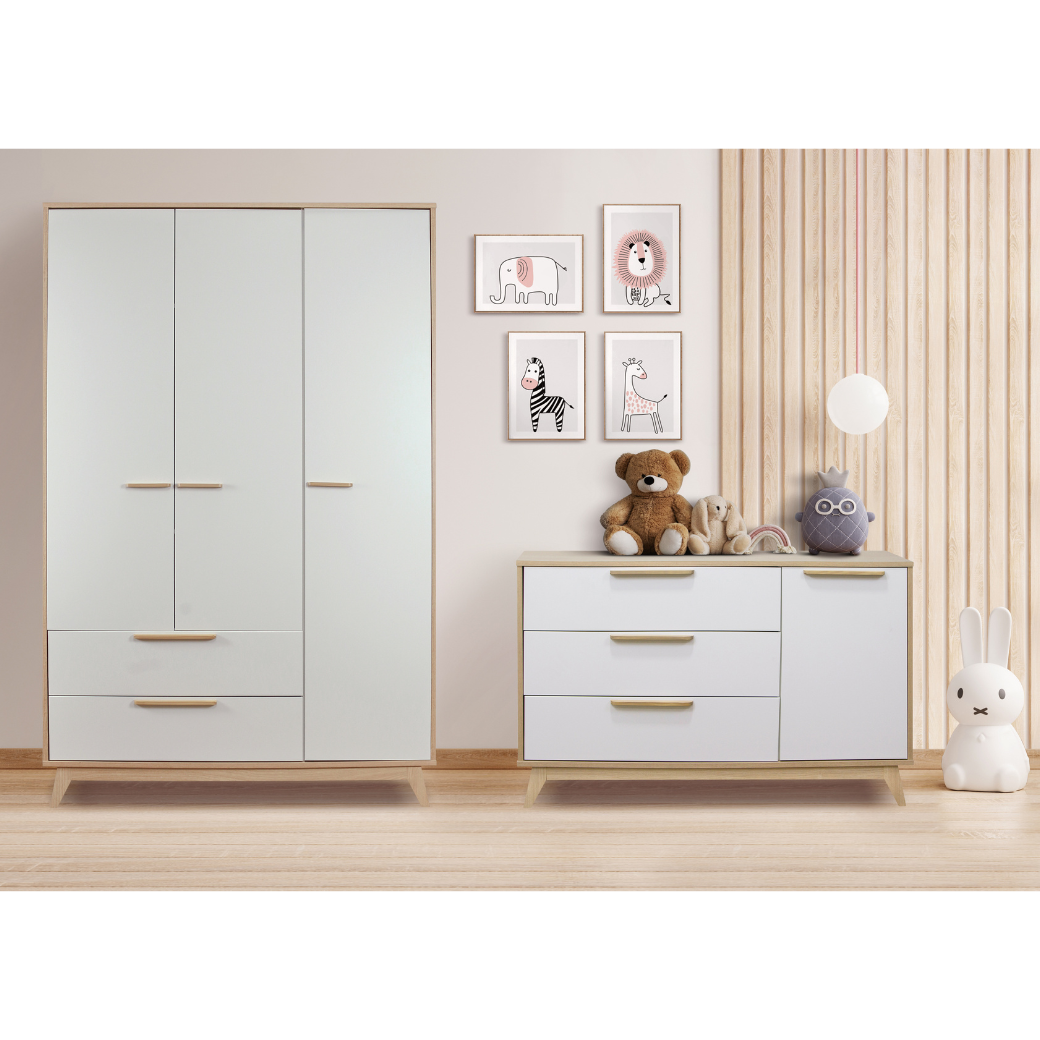 Berço Americano + Cômoda com porta + Guarda-Roupa Infantil Petit Branco com Carvalho