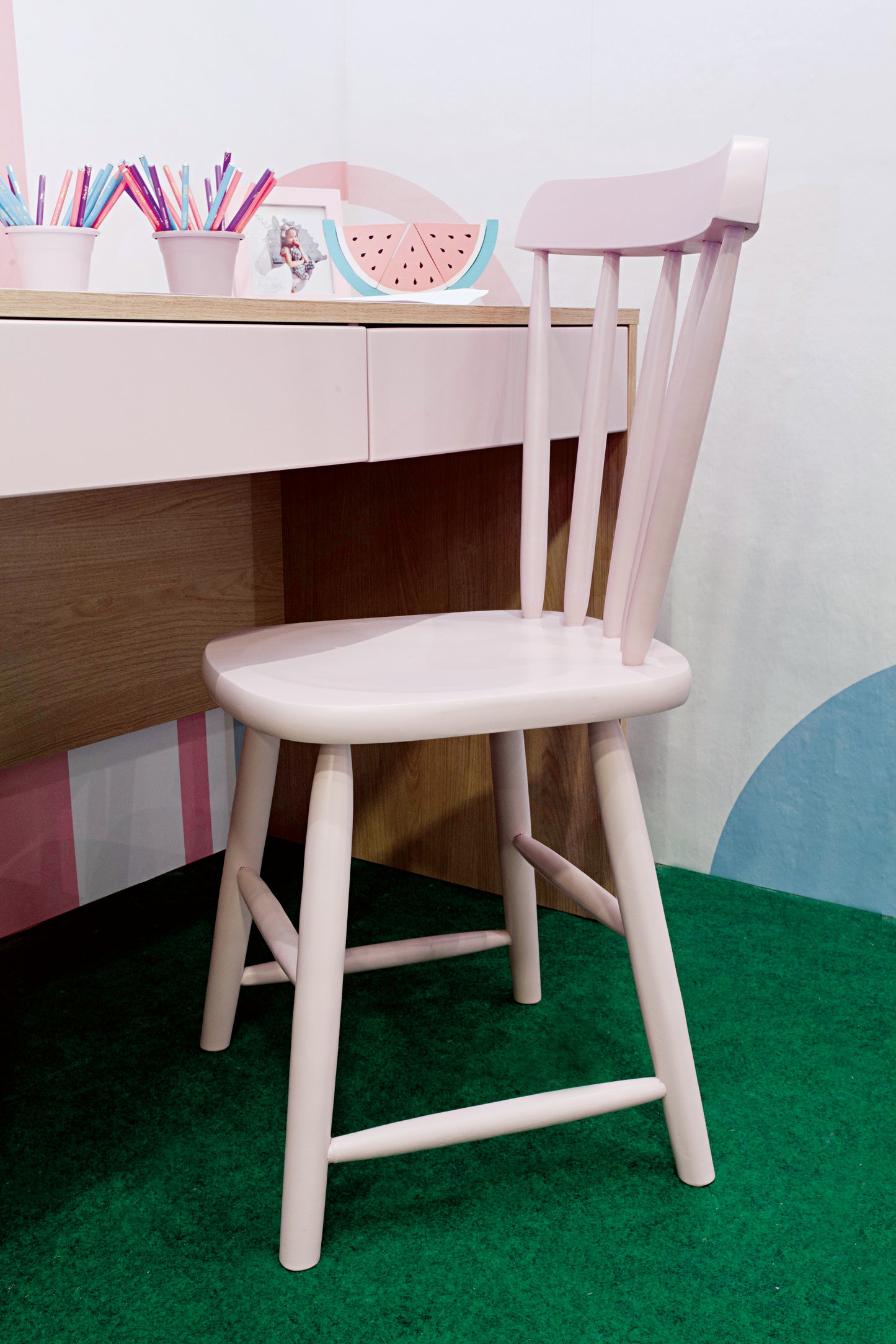 Escrivaninha Infantil em MDF com Duas Gavetas Linha Arcos
