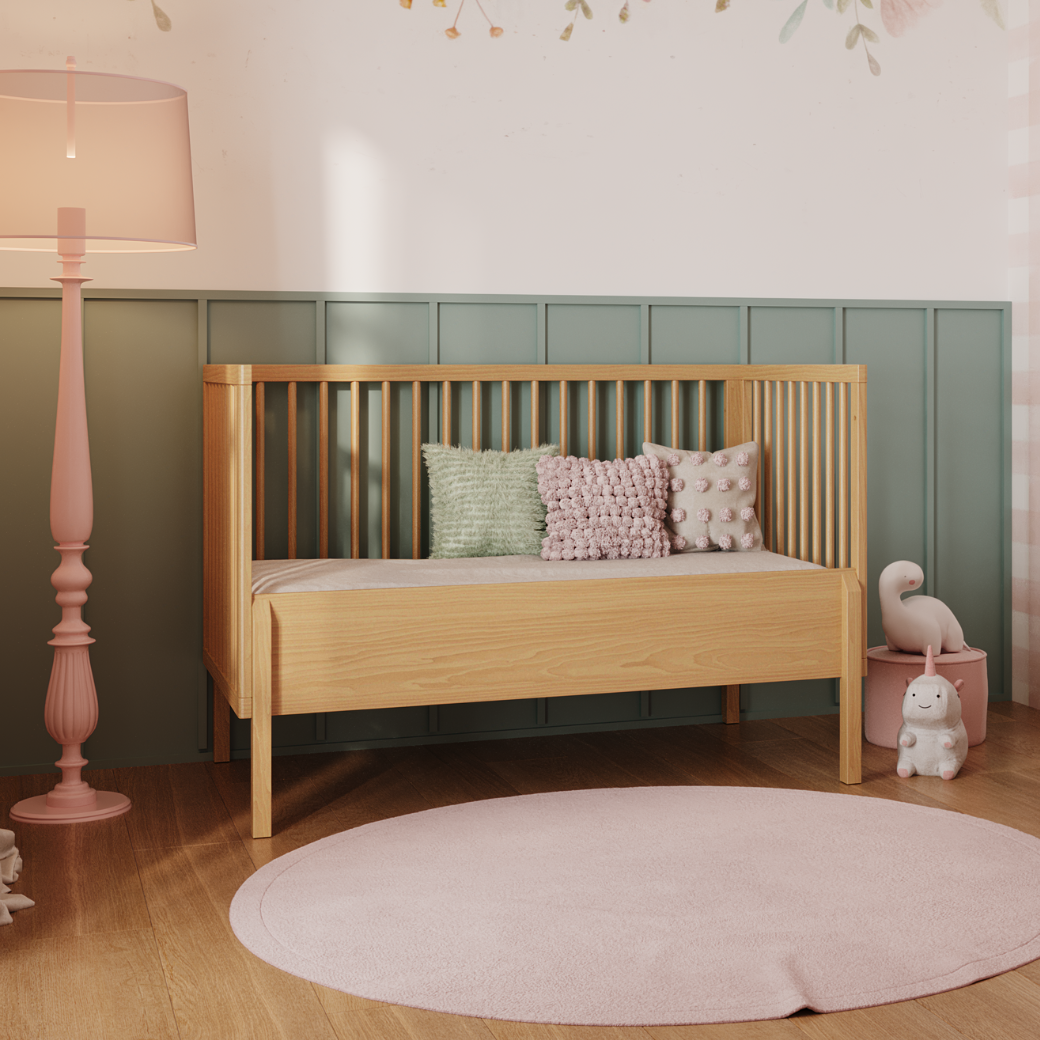 Mini Cama para criança de madeira clara, mini cama em madeira maciça da marca quater.