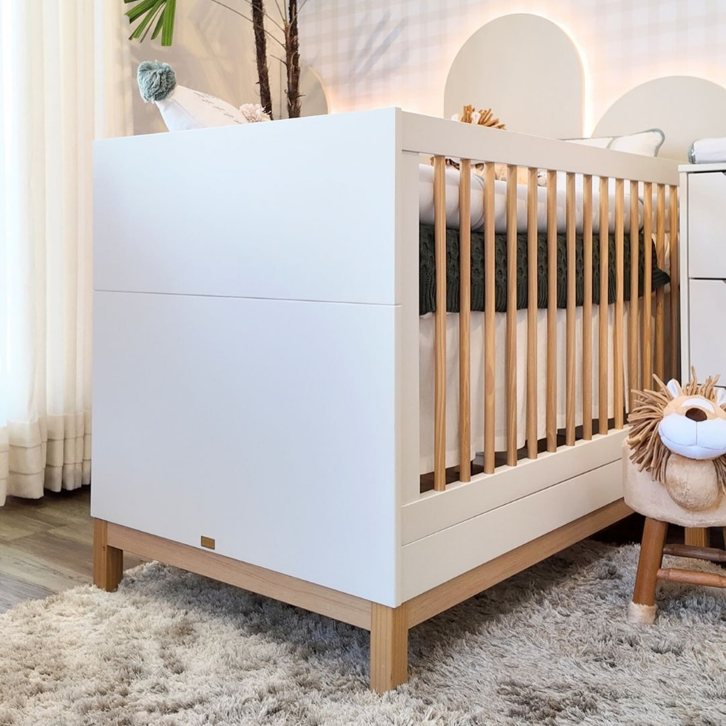 Berço Premium em Madeira Maciça e MDF, quarto luxo para bebê.