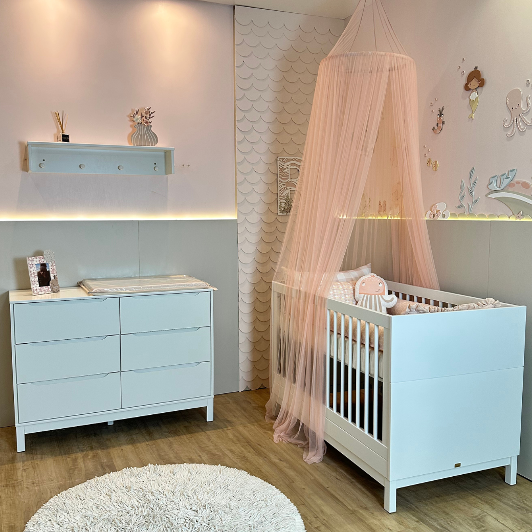 Berço Americano e Cômoda Grande 6 Gavetas Linha Cozy