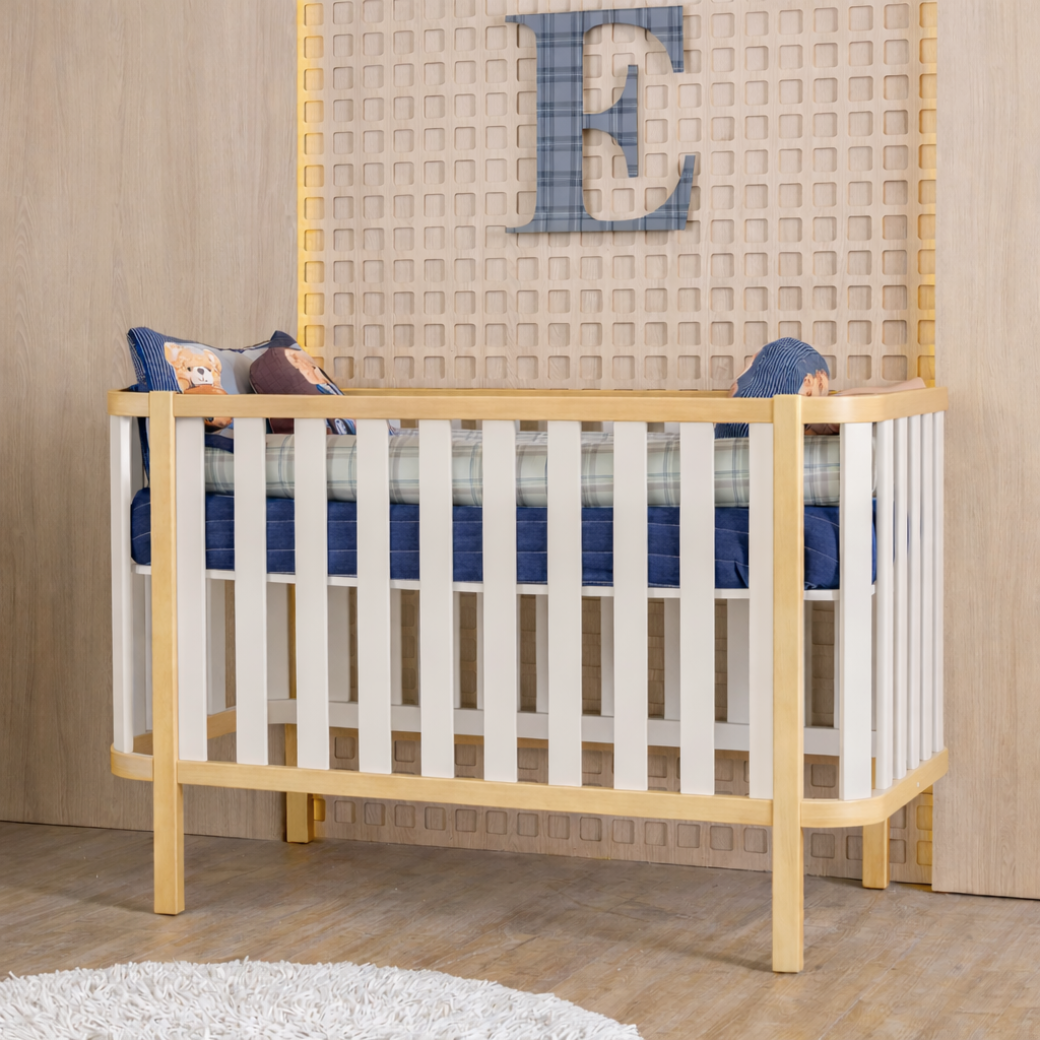 Berço produzido com materiais selecionados e acabamento de alto padrão, é um investimento em durabilidade, segurança e beleza — pensado para famílias que valorizam conforto, design e cuidado em cada detalhe.