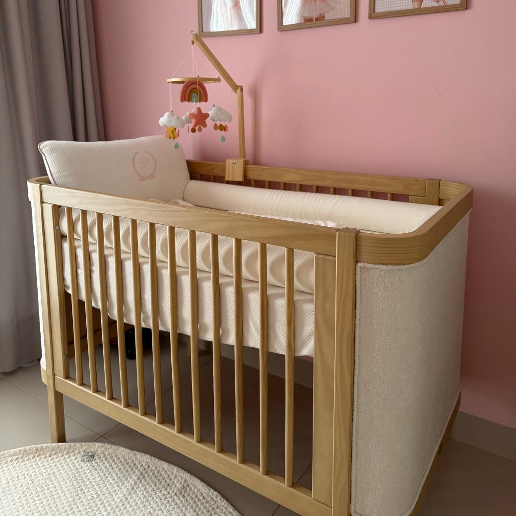 Berço Madeira Maciça 2 em 1 e Cômoda 135cm | Linha Soley