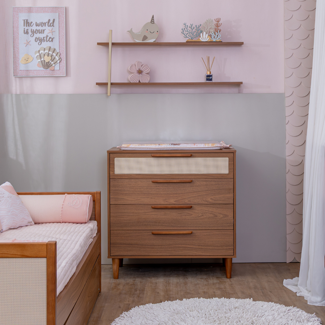 Cômoda 4 gavetas com Palha Rattan | Linha Paglia Pro