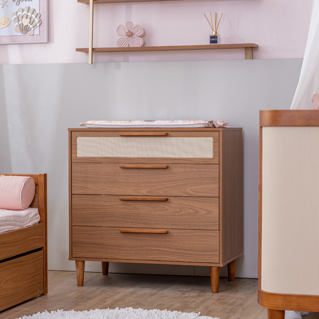 Cômoda 4 gavetas Linha Paglia Nogueira com Palhinha Natural