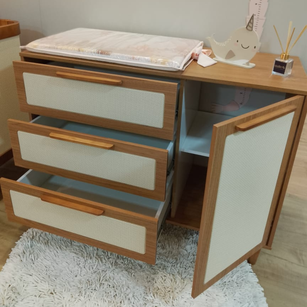 Cômoda de MDF com Detalhes em Rattan e Madeira – Linha Premium Paglia Pro