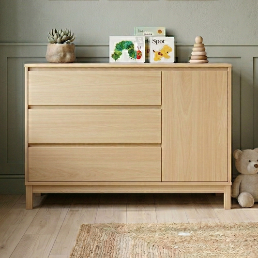 Cômoda em MDF de 18mm, superior ao padrão de mercado que é 15mm.