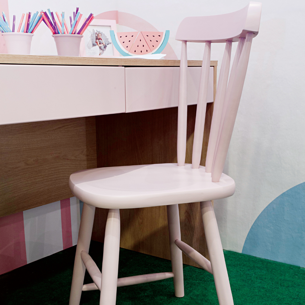 Mesa infantil Arcos com espaço para estudos