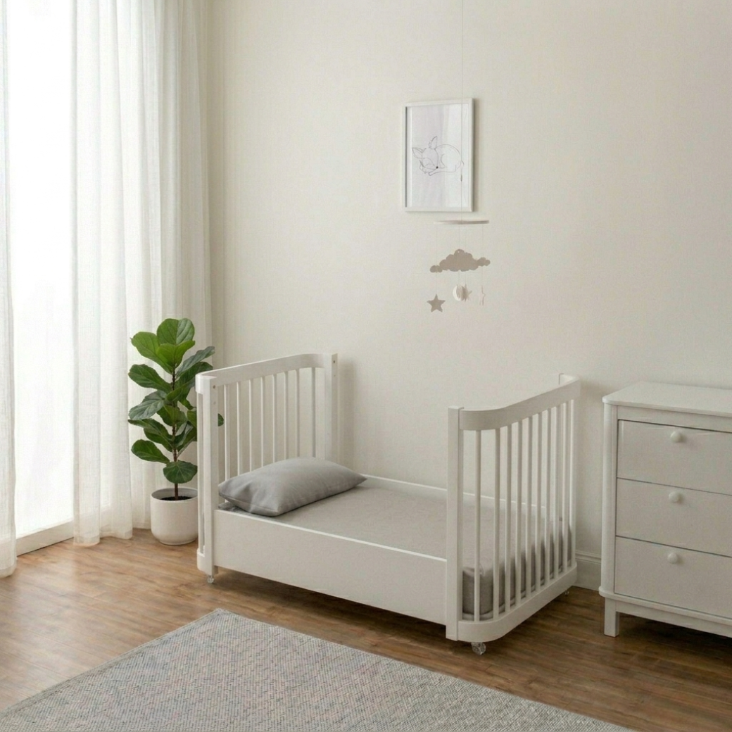 Mini Cama Branca para crianças.