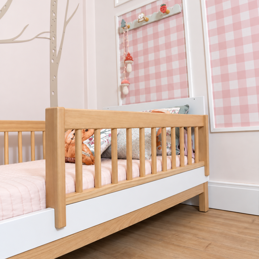 Mini cama infantil 130 x 70 cm
Compacta e proporcional à criança.