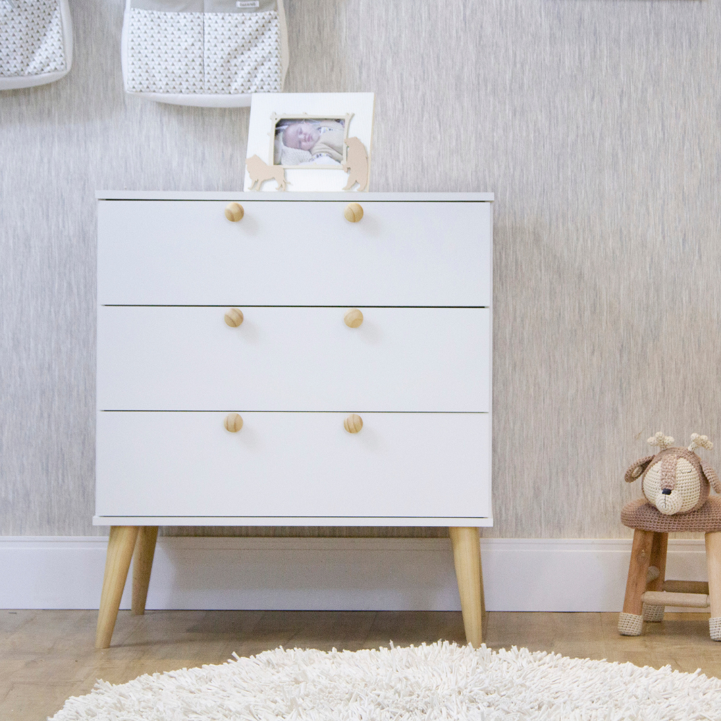 Cômoda para Quarto de bebê Retrô 3 gavetas Puxador Redondo